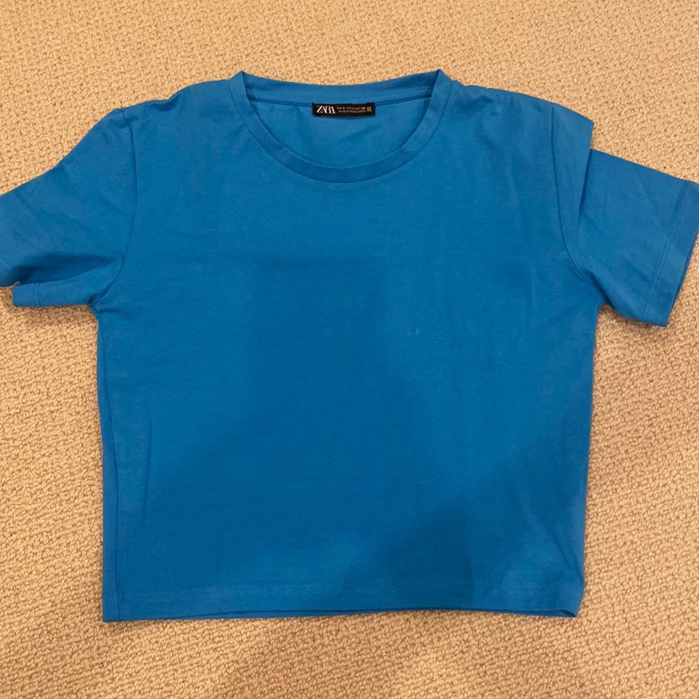 zara blue cropped t shirt
